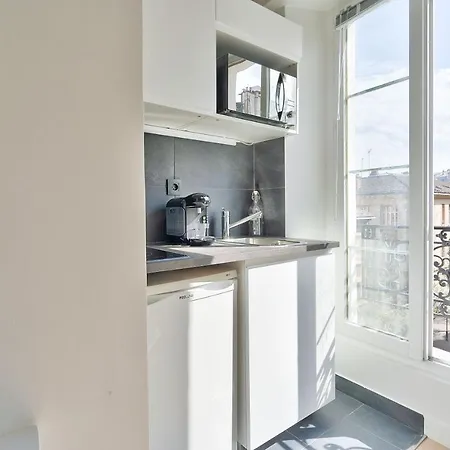 New Mezzanine Studio In The Heart Of Paris Extérieur photo